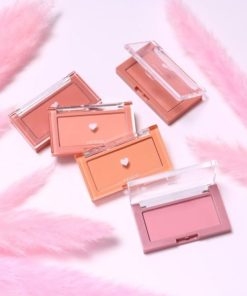 Mô tả sản phẩm Phấn Má Hồng Dạng Nén Romand Better Than Cheek giúp mang lại đôi gò má hồng hào và gương mặt thêm rạng rỡ, tươi sáng một cách nhanh chóng và hoàn hảo nhất.